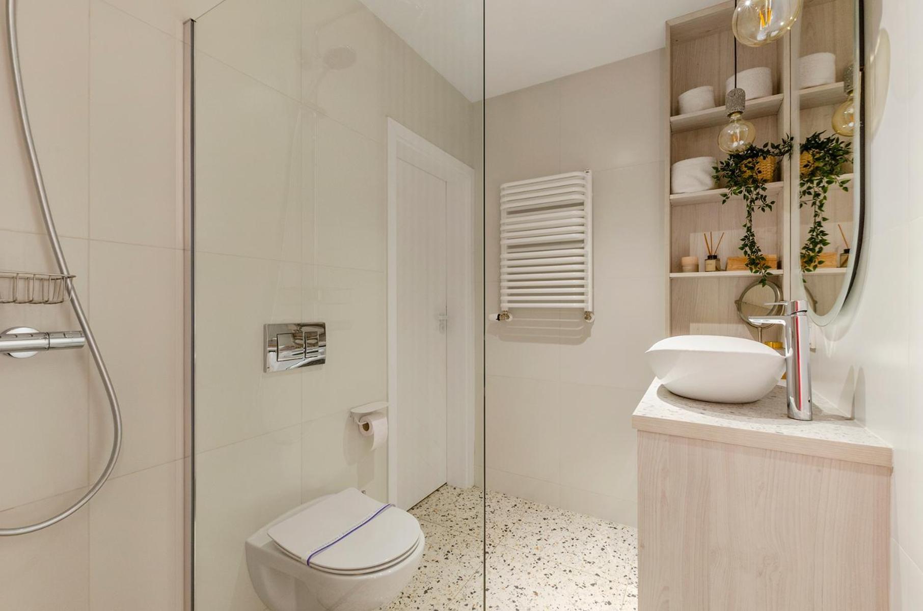 Queen Size Bed - Apartament Obok Manufaktury W Centrum Lodzi - Parking Gratis!!! Esterno foto