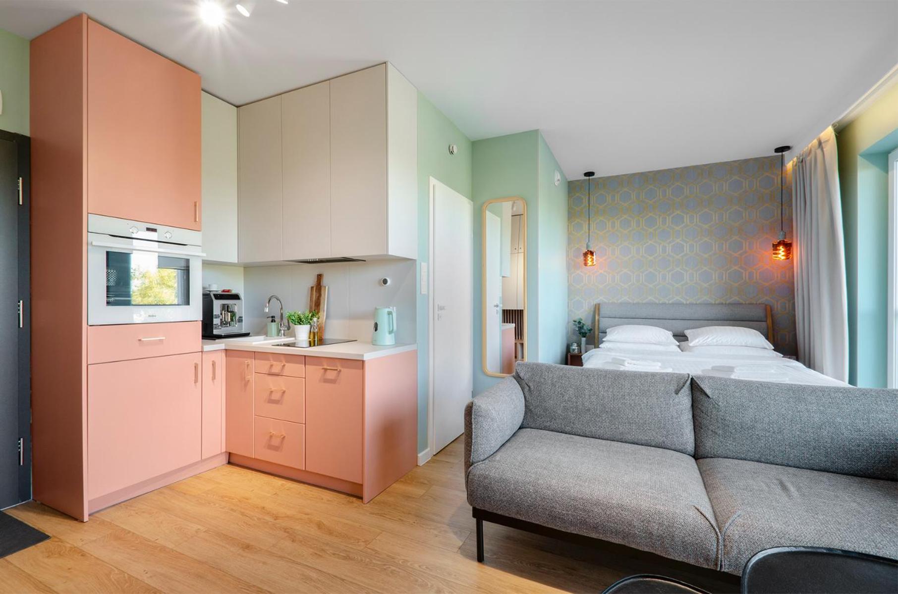 Queen Size Bed - Apartament Obok Manufaktury W Centrum Lodzi - Parking Gratis!!! Esterno foto